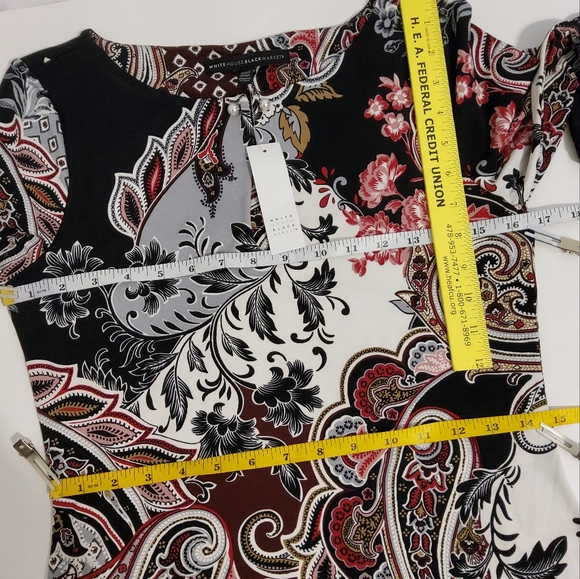 NWT! White House Black Market Paisley Print Keyhole Sheath 3/4 Sleeve Size XS - Picture 4 of 10